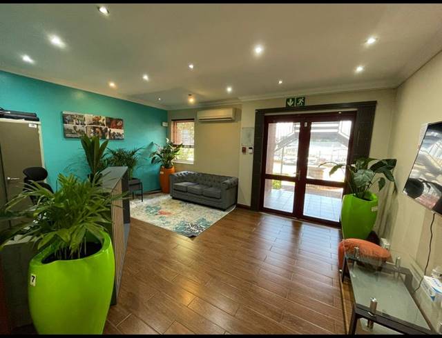 BUSINESS PROPERTY TO RENT IN DIE HOEWES